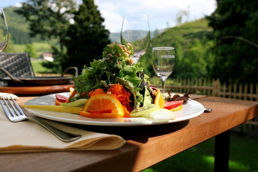 Hotel Rainhof Scheune & Naturpark Restaurant เคียร์ชซาร์เทิน ภายนอก รูปภาพ